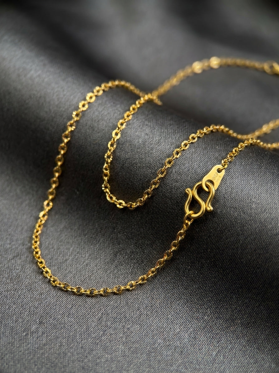 18K Gold Plated Minimal Chain | Skin-Safe & Highly Durable