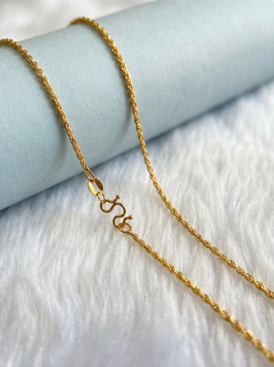 Luxury Unisex Gold Chain | Skin-Safe 18K Plated Stainless Steel