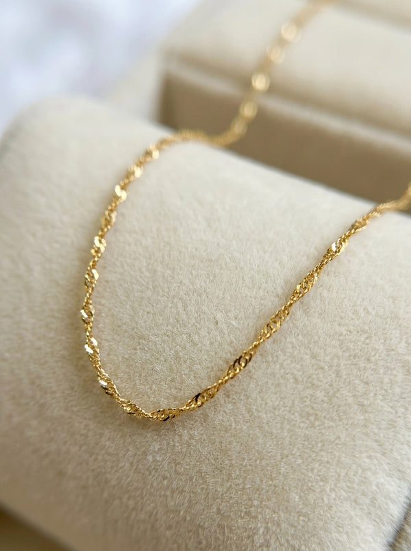 Premium Daily Wear Chain | 18K Gold Plated | Sensitive Skin Friendly - Anusi