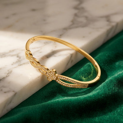 Four-Leaf Lucky Clover Micropavé Ribbon Twist Bangle - 04 Creative Shot