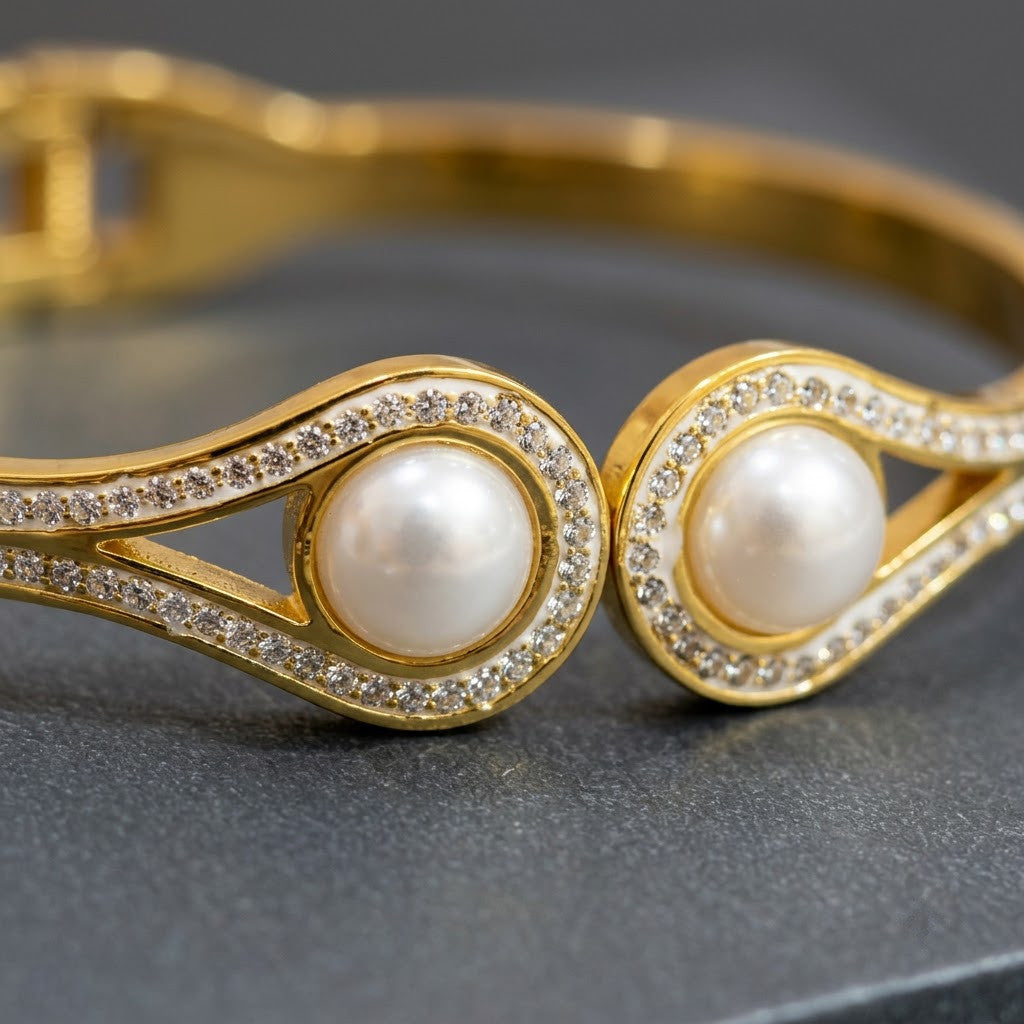 Dual Lustrous Pearl & Micropavé Teardrop Hinged Bangle - 03 Close Up Shot