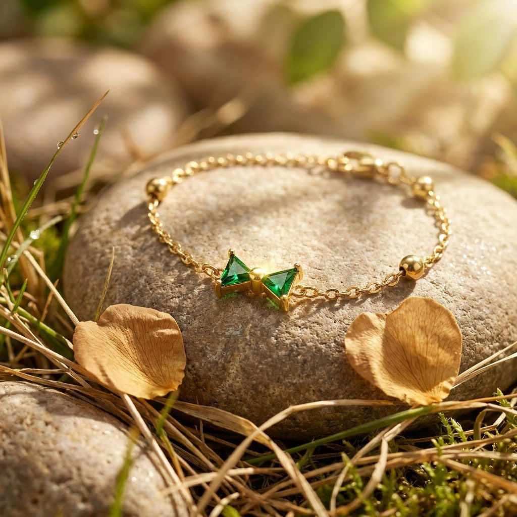 Emerald Geometric Hourglass Roman Knot Beaded Bracelet - View 5 | ANUSI 18K Gold Jewelry