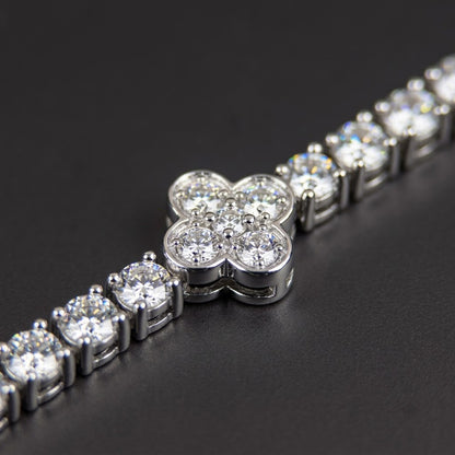 Pavé Diamond Star Cluster Station Tennis Bracelet - View 3 | ANUSI 18K Gold Jewelry