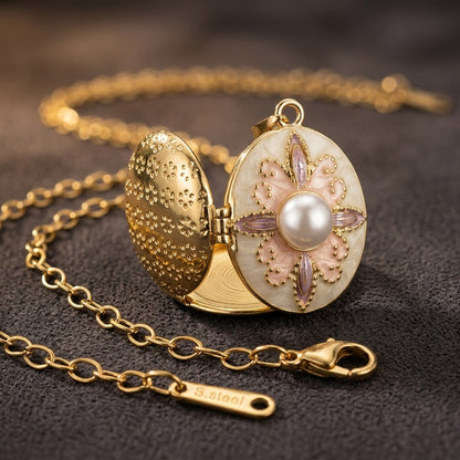Vintage Opening Shell Keepsake Locket Pearl Necklace - View 4 | ANUSI 18K Gold Jewelry