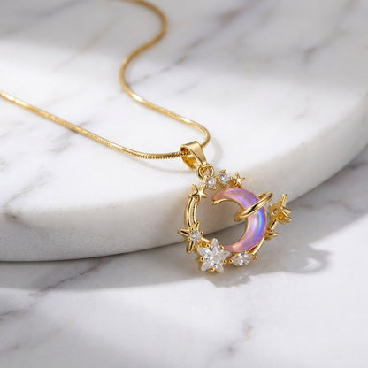 Iridescent Mother of Pearl Circle Wreath Necklace - View 1 | ANUSI 18K Gold Jewelry